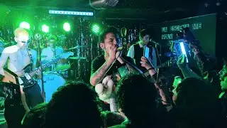 Allanamiento Emocional (La escena me volvió un mono 