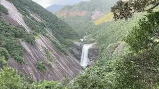 【屋久島観光】千尋(せんぴろ)の滝🏞️ The Senpiro Waterfall, located in Yakushima, Japan