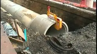 Mosites using a Pipe Hook - Kenco