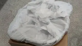 কে পাঠালো এই পার্সেল? কি আছে এর ভিতর !!! 🤔