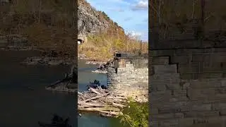 So beautiful view during Fall!! 😍🤩 Harpers Ferry, WV #shorts