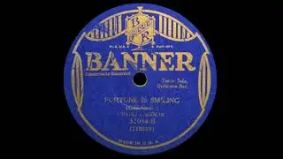 Fortune Is Smiling – Irving Kaufman (1930)