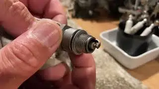 AutoKerzen Reinigung mit 20% Essig. Super leicht und sch&uuml;tzt der Isolator .