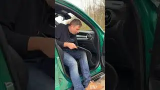 WARUM macht Alfa Romeo DAS? Die Alfa Romeo Stelvio FUSSMATTE ist unn&ouml;tig aufw&auml;ndig