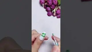 [Easy Nail Art Tutorial] Easy Practice How to Draw Beautiful 4 Leaf Clover Nail Art #shorts