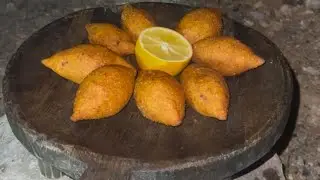 Dağ başında içli köfte mi olur? Oluyormuş! / stuffed meatballs on the stone #içliköfte #doğa #asmr 