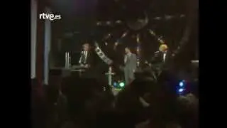 Depeche Mode - Just cant Get Enough Aplauso 1982