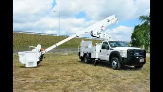2012 FORD F550 Super Duty 45-футовый самосвал Altec