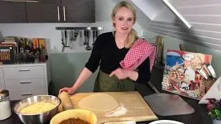 Sloppy Joe Pizza Calzone / Pizza BBQ Recipe on Pizza Stone / Italian Food / The BBQ Lady