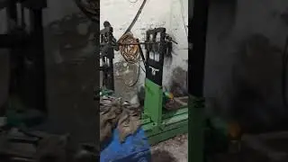 Axial fan balancing machine