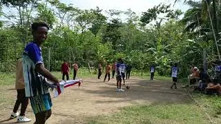 Panas di Lapangan! Class Meeting Lomba Voli Hikmatul Hasanah Class XIII VS Class VIII dibabak kedua🔥