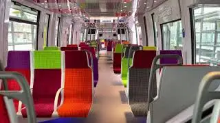 A int&eacute;rieur du nouveau train, Ligne L