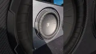 kicker comp q 12s flexing