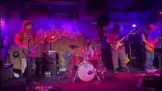 River - Loverdrive