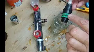 #2 Armatur der Dusche entkalken und Mischbatterie reinigen. Essig Citrus Entkalker auf Grohe Chrom