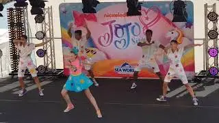 jOJo Siwa live at Seaworld Gold Coast