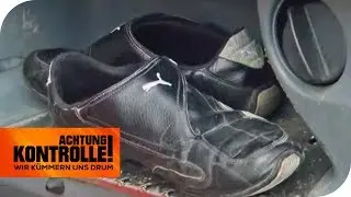Ohne Schuhe auf der Autobahn: Bequemlichkeit f&uuml;r den LKW-Fahrer | Achtung Kontrolle | kabel eins