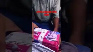Asian company ka Color changing shoe kharida hai...