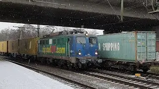 G&uuml;terzugverkehr bei Schneefall in Hamburg-Harburg Teil 1: Mit BR 140 in 