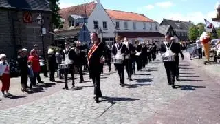 Kringgildedag Eersel 2013 optocht met harmonie 