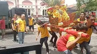 Kirab Y.M HOK TEK TJIENG SHIN Klenteng LING HOK BIO Ikut Menghampiri Kimsin Pribadi Saya