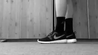 Nike Roshe Run Hyperfuse Blue on Feet