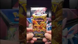 Sylveon: V Heroes tin 1 of 5