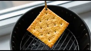 I Made Sesame Crackers in the Air Fryer… SO CRUNCHY