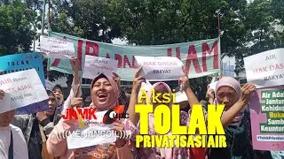 Aksi Tolak Privatisasi Air