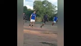 ah futebol ⚽️ 🏃🏻&zwj;♂️  #futbol #football #freestylefootball #footballtricks #drible #freestylesoccer