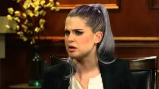 TV Host Kelly Osbourne Argues That 