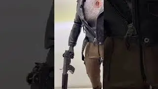 MMS238 Hot Toys Battle Damage&hellip;vaya figuron #figuras #coleccionismo #terminator