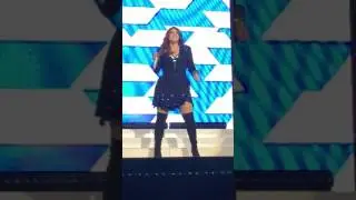 Meghan Trainor - Intro/Woman Up (Live From The Untouchable Tour) *FRONT ROW*