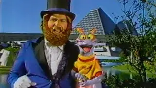 Dreamfinder & Figment at Christmas (EPCOT 1980s)