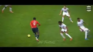 Alexander Isak vs Dusan Vlahovic vs Jonathan David .