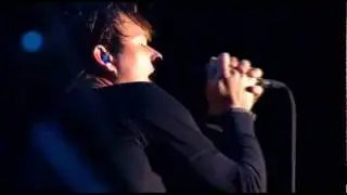 Blink 182 - Violence (LIVE @ Reading Festival 2010)