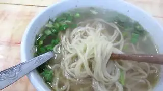 Making Noodles By Hand  (China Street Food)  Cooking Chinese Noodles