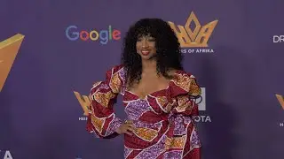 Monique Coleman 