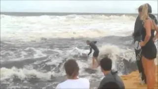 Stationary Wave Surfing Wamberal