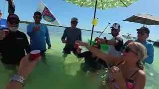 Girls just want to have fun Elliot key sandbar #pachangaplusplus #miami #miamiboatlife 