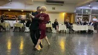 Bailando 