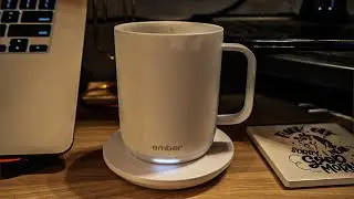 This mug keeps your hot drinks the perfect temperature