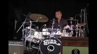 Haitian drummer Richie, one of the best and greatest of our generation {.avi video format}