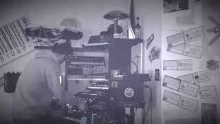 Arabic Toups (live impro) / analog synthesizers and sequencers
