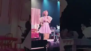 Lunchbox Friends - Melanie Martinez (LIVE)
