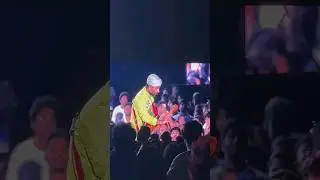 Ариджит Сингх разозлился 😰, когда кто-то дёрнул его за руки 🥺