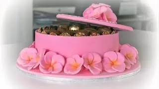 Frangipani cakes