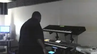 Pissy Payn Doing A Beat From Scratch