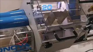 Pronova header card bagging machine