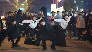 Tibetan dance &ldquo;Golden key Prayer dance